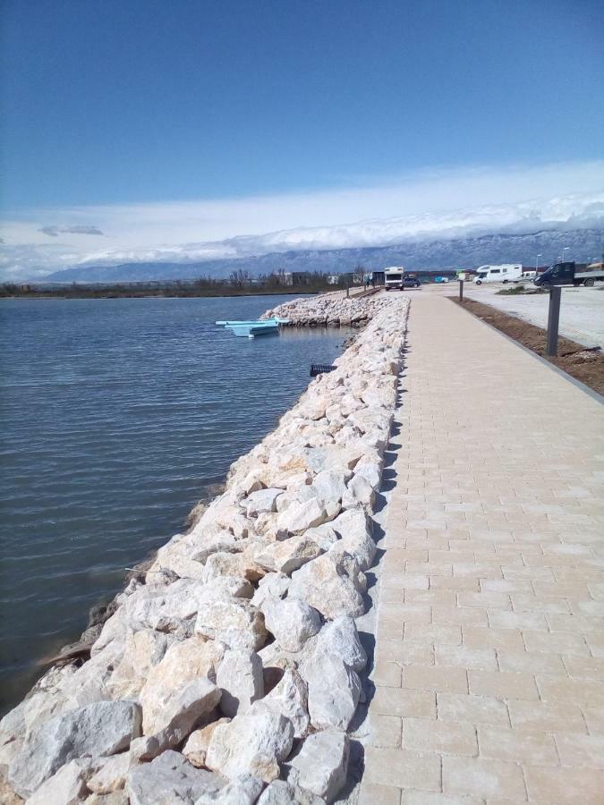 Apartman Edi Nin Εξωτερικό φωτογραφία