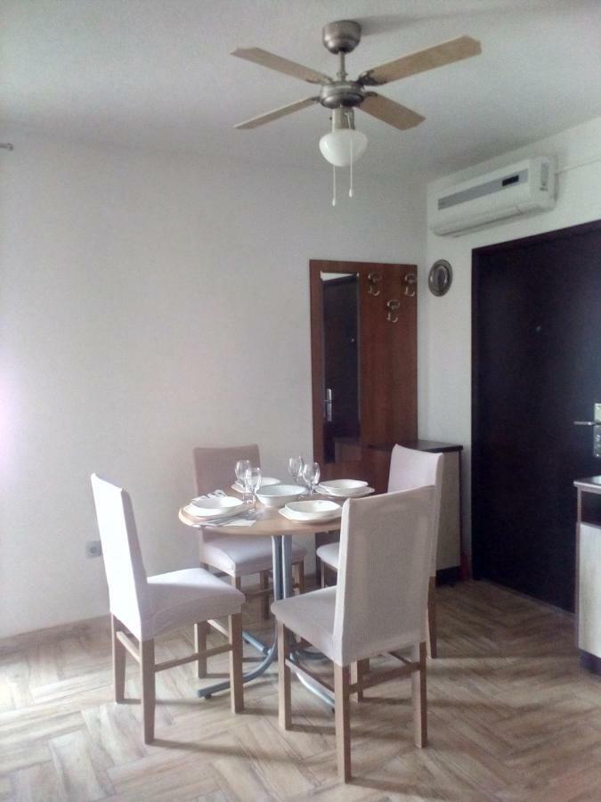 Apartman Edi Nin Εξωτερικό φωτογραφία